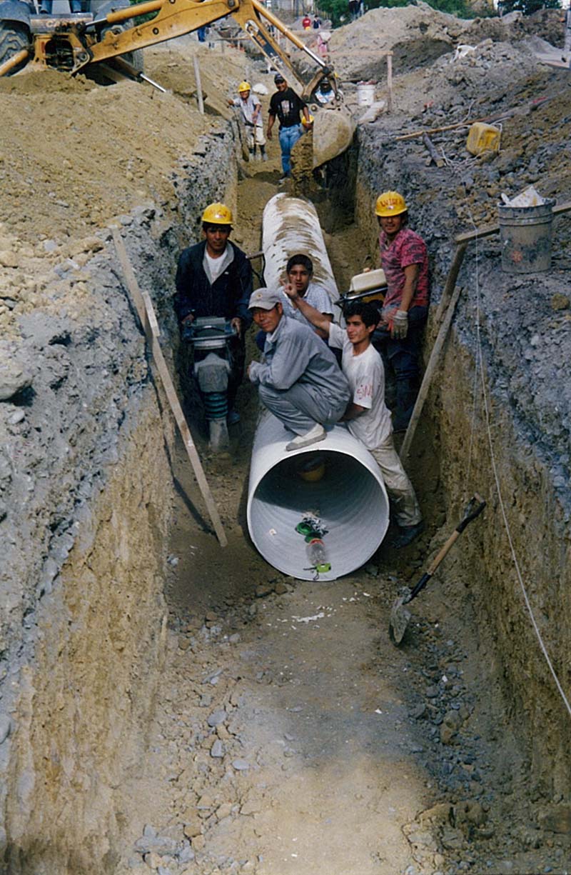 Road and Sewage Reconstruction in Loja， Ecuador